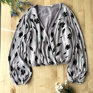 Purple puff sleeve crop top